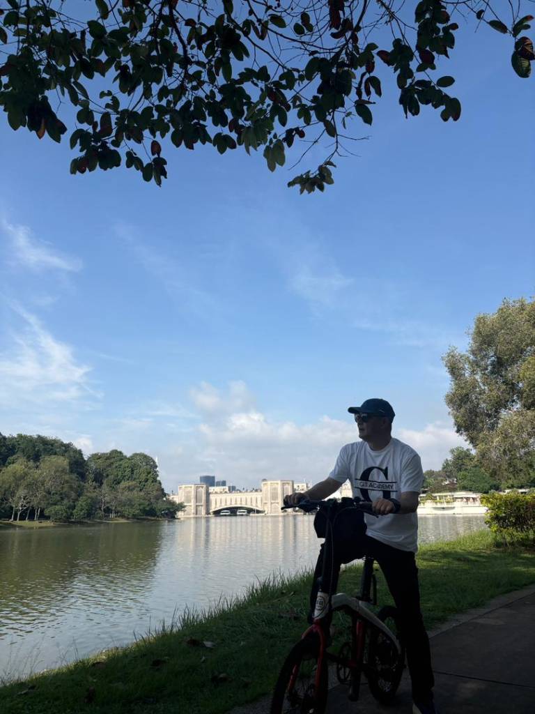 GIT Academy Tourist Guide Course students on Putrajaya Cycling Fun activity, 6 December 2025