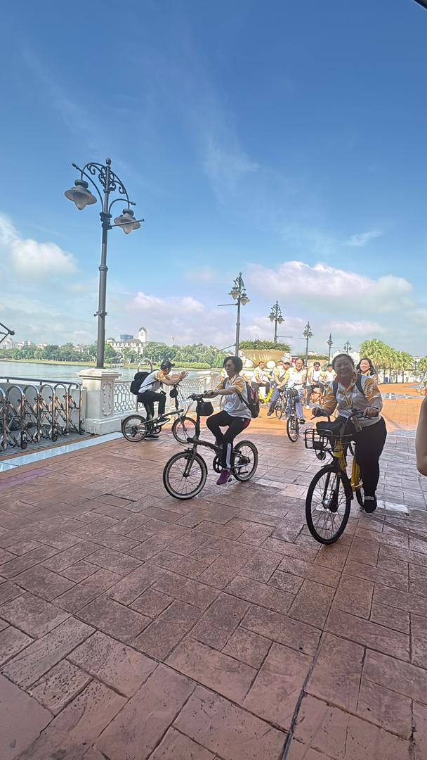 GIT Academy Tourist Guide Course students on Putrajaya Cycling Fun activity, 6 December 2025
