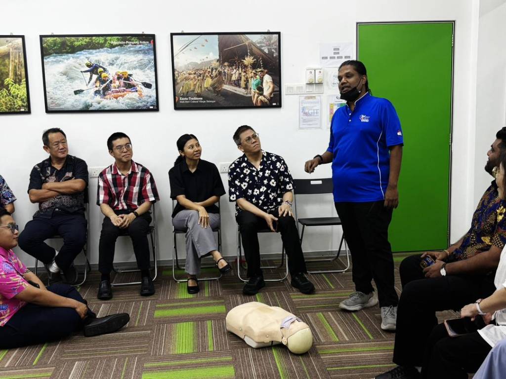 GIT Academy Tourist Guide Course students during First Aid Knowledge While Tourist Guiding training, 22 November 2025