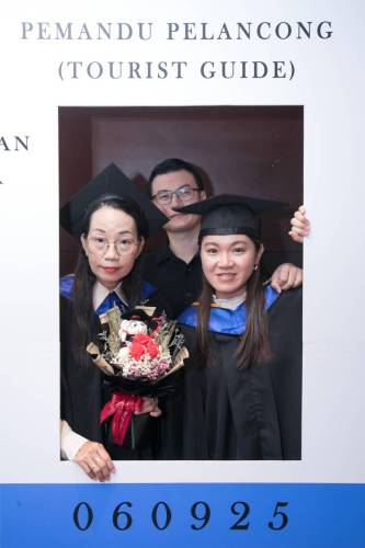 GIT Academy Tourist Guide Training Students 2025